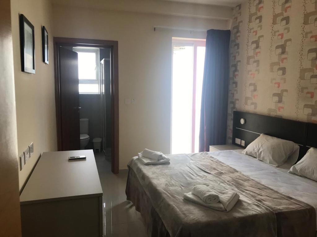 Point - 101Moroni Apartment Sliema Luaran gambar