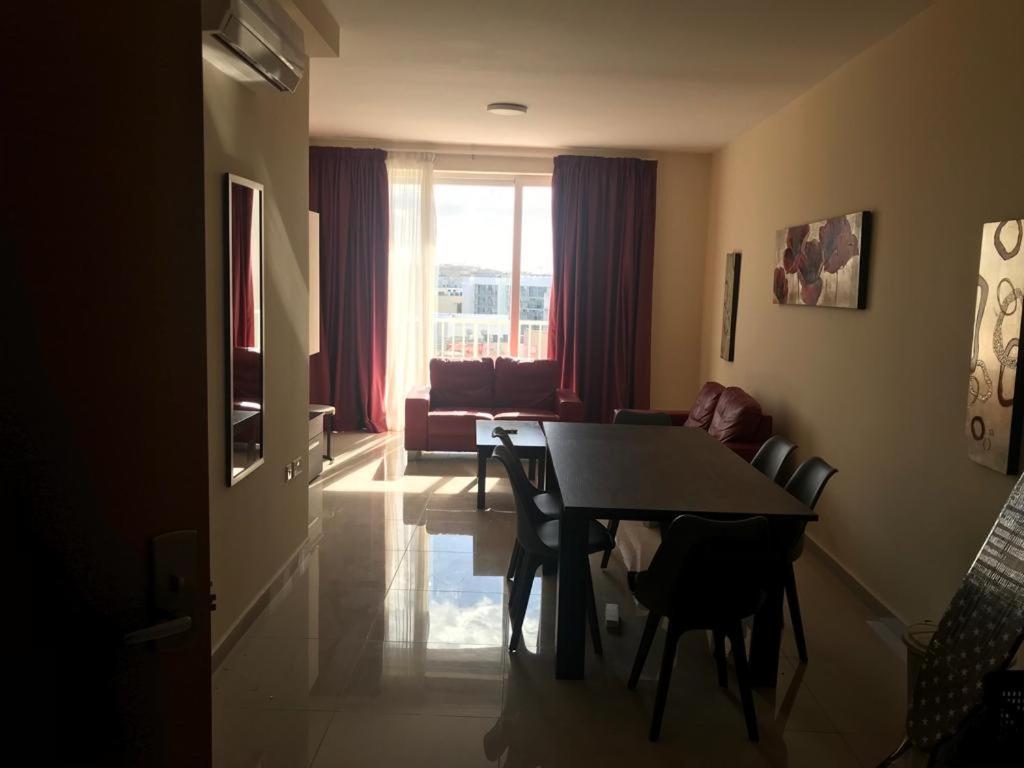 Point - 101Moroni Apartment Sliema Luaran gambar